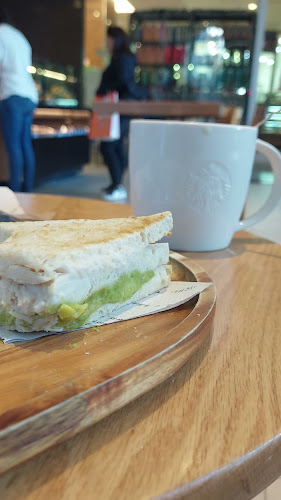 Opinii despre Starbucks Coffee în Concepción - Gastronomía y hostelería