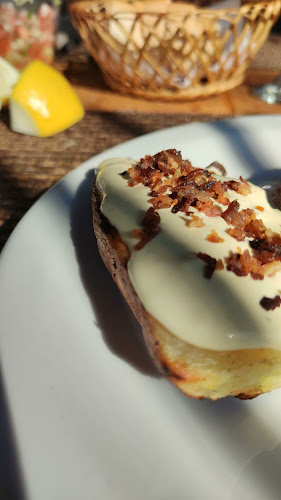 Av. Echeñique 6483, 7850420 La Reina, Región Metropolitana