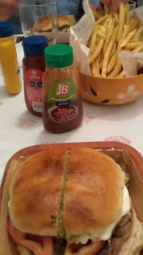 Gennaros Restaurante - Gastronomía y hostelería