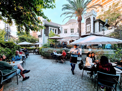 BEPPO Bistró, Café