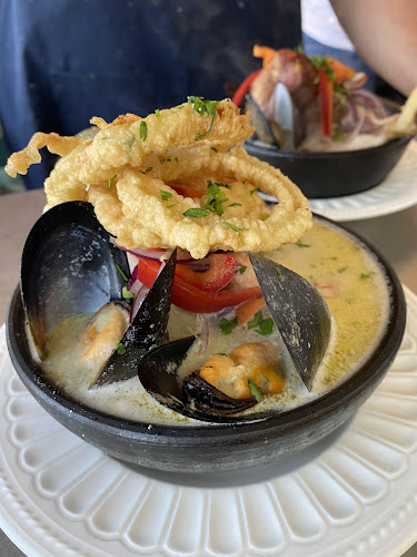 Magallania Seafoods & Drinks