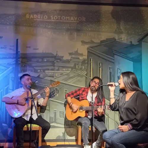 Opinii despre Barrio Sotomayor în Valparaíso - Gastronomía y hostelería