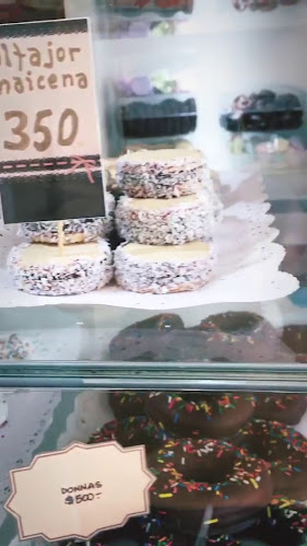 Opinii despre Pastelería y Panadería San Pedro în Villarrica - Gastronomía y hostelería