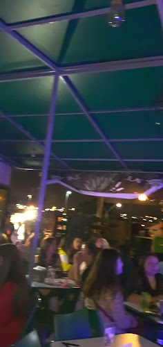 MADEROS BEACH BAR - Gastronomía y hostelería