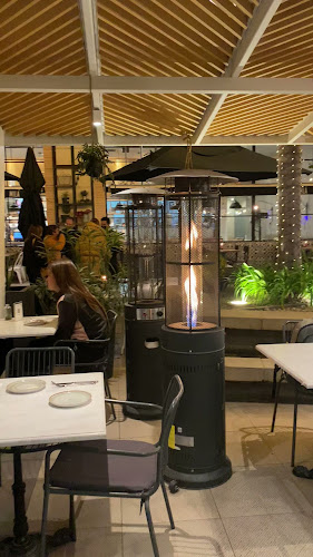 Av. Pdte. Kennedy Lateral 9001, 7591567 Las Condes, Región Metropolitana