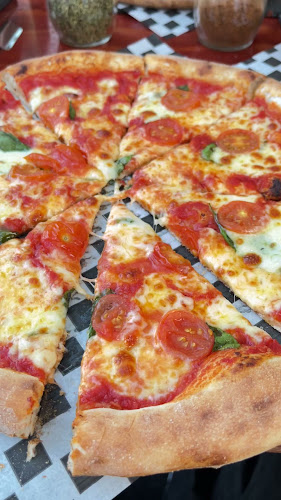 Opinii despre NASCOSTO Pizzería în Ñuñoa - Gastronomía y hostelería