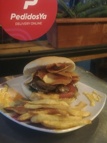 Opinii despre La Posada de Valparaíso în Valparaíso - Gastronomía y hostelería