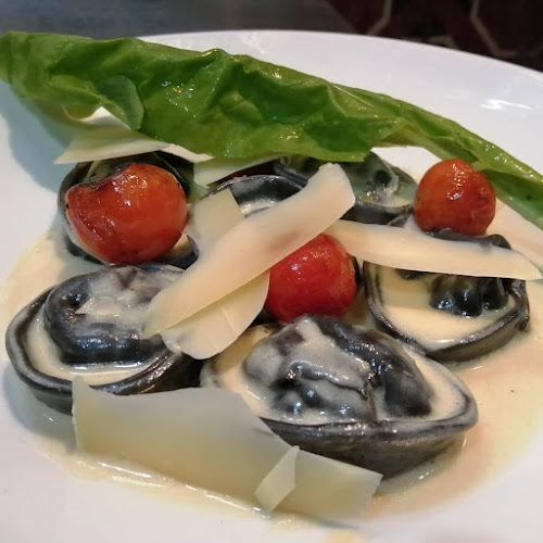 Opinii despre El Peral Valparaiso în Valparaíso - Gastronomía y hostelería