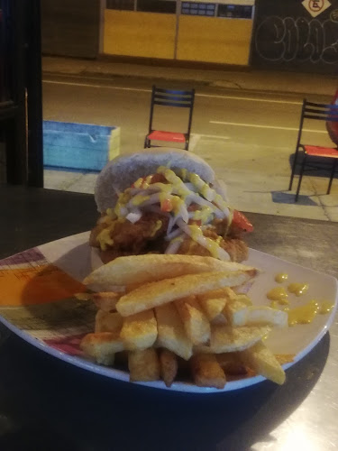 Independencia 2320, 2363048 Valparaíso