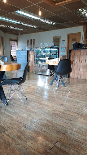 Reviews of Cowilij Café Boutique in Puerto Aysen - Gastronomía y hostelería