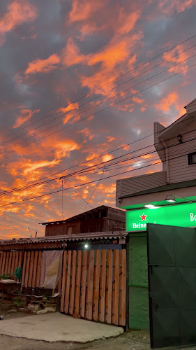 Opinii despre Willy Botilleria în Valparaíso - Gastronomía y hostelería