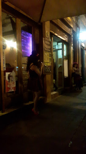 Opinii despre La Picá de Los Cuñados KARAOKE în Santiago - Gastronomía y hostelería