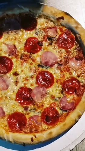 Opinii despre Pizzeria Risa Pizza în La Pintana - Gastronomía y hostelería