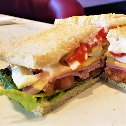 Opinii despre Ombú Café Las Condes în Las Condes - Gastronomía y hostelería