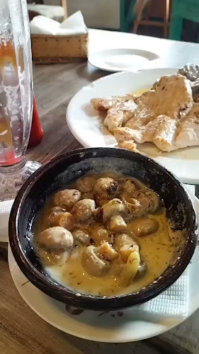 Opinii despre La Descarriada în Castro - Gastronomía y hostelería