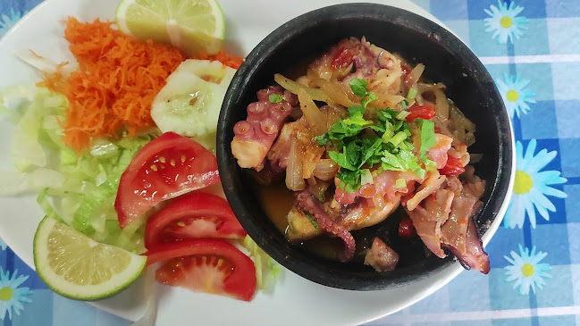 Cocineria El Pinguino. Local 39-C