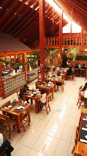 Entre Cumbres International Restaurant - Gastronomía y hostelería