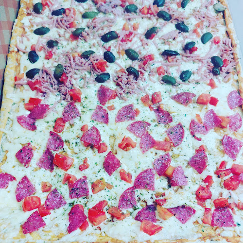 Pizzeria "Dejavu" abierto