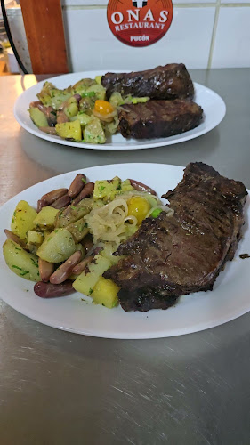 Opinii despre Onas Restaurante în Pucon - Gastronomía y hostelería