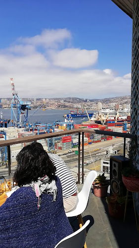 Reviews of Restaurant - Café - Bar Casa Cuatro Vientos in Valparaíso - Gastronomía y hostelería