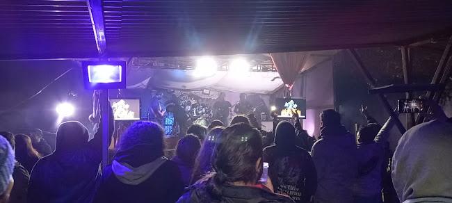 Opinii despre Antro's Rock Bar în Osorno - Gastronomía y hostelería