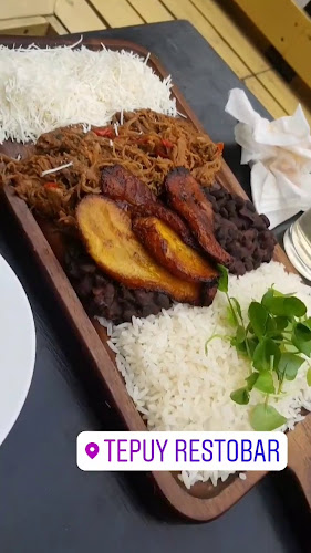 Opinii despre TEPUY RESTOBAR în Providencia - Gastronomía y hostelería