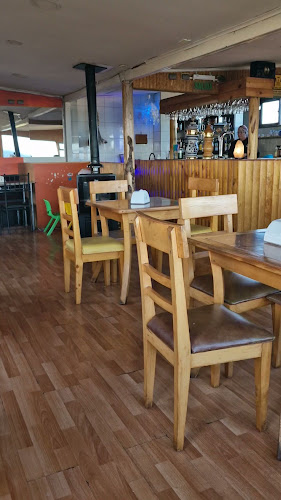 Opinii despre bar restaurant Mirador a la bahía în Puerto Montt - Gastronomía y hostelería