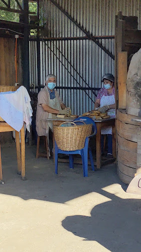 Los Hornitos De Lanco - Gastronomía y hostelería