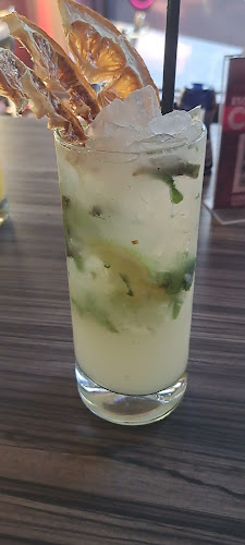 Opinii despre Mas Rio Restobar în Valdivia - Gastronomía y hostelería