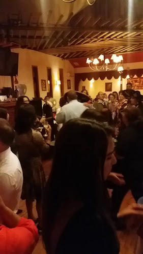 Opinii despre Restaurant El Gaucho y La Nona în Temuco - Gastronomía y hostelería