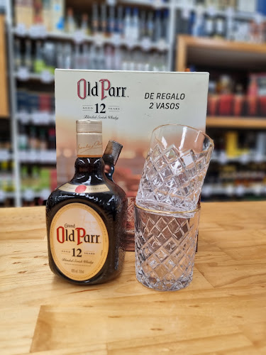 EL POLY LIQUOR STORE - Gastronomía y hostelería