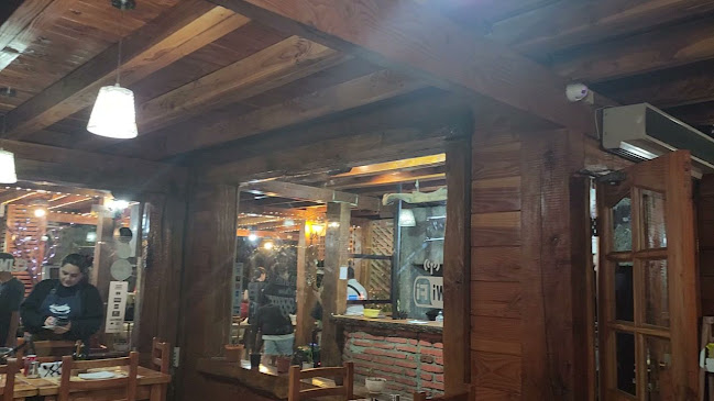 Opinii despre Cuatro Ríos în Pucon - Gastronomía y hostelería