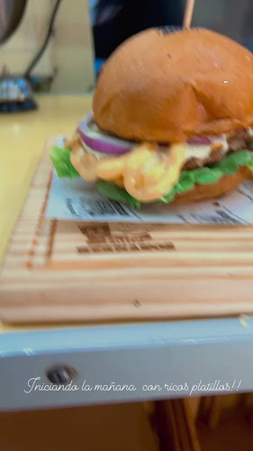 Opinii despre Come Riko Entre Hermanos în Puente Alto - Gastronomía y hostelería