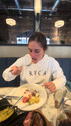 Opinii despre Santa Brasa Trapenses în Lo Barnechea - Gastronomía y hostelería