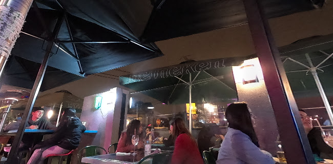 Esquina - La Academia, Av Guillermo Ulriksen 1500, 1722308 La Serena, Coquimbo