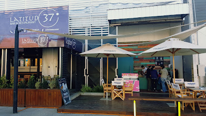 ''Latitud 37'' Resto & Bar
