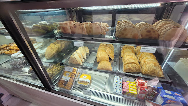 Panadería y pastelería "Geno" - Gastronomía y hostelería