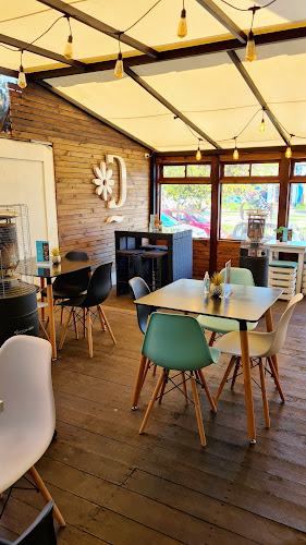 Pastelería y Cafetería Dolce Flor Gourmet