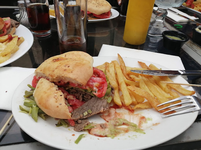 Opinii despre Dakata Pub Restaurant în Traiguen - Gastronomía y hostelería