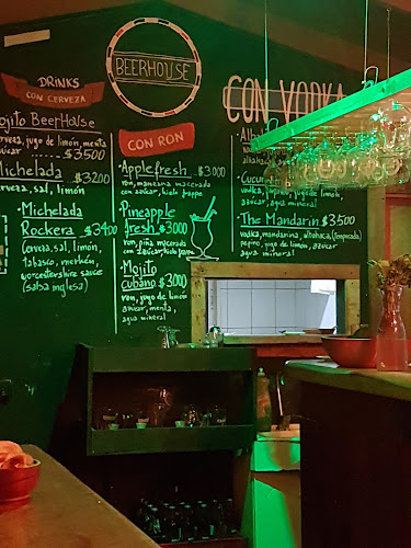 BEERHOUSE BAR PUCON - Gastronomía y hostelería