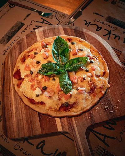 Amukan Gourmet Phone number