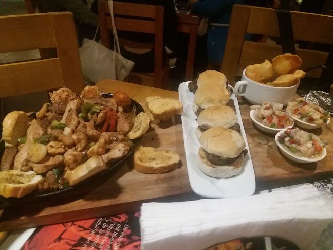 Opinii despre ''Latitud 37'' Resto & Bar în Los Angeles - Gastronomía y hostelería