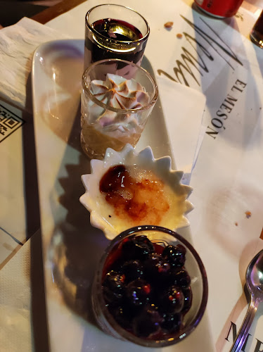 Restaurant El Meson Nerudiano - Gastronomía y hostelería