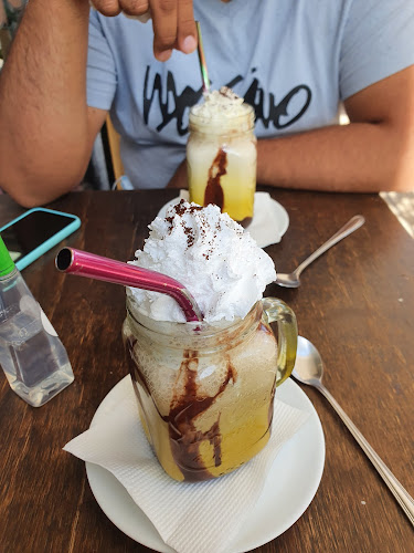 Opinii despre Cafe Del Barrio în Ñuñoa - Gastronomía y hostelería