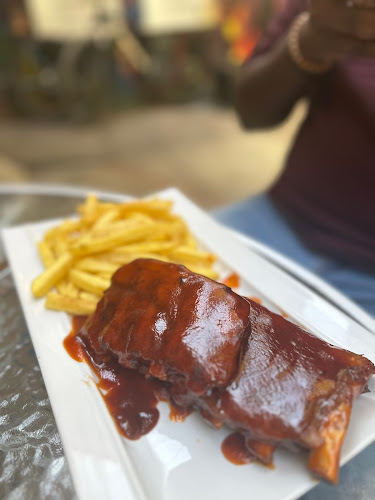 https://www.restaurantvivalavida.cl/