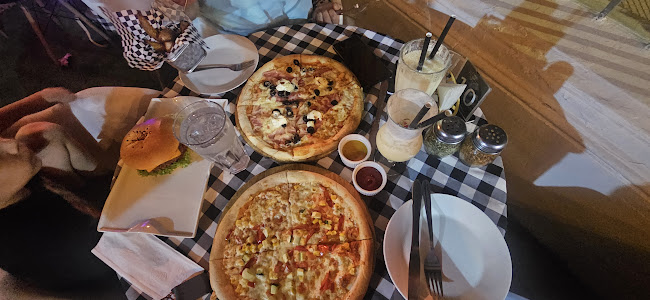 Opinii despre Picadelly Restaurante în Santiago - Gastronomía y hostelería