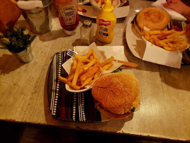 Estación Condell - Providencia