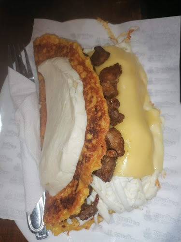 Opinii despre Asados y Krispy în Independencia - Gastronomía y hostelería