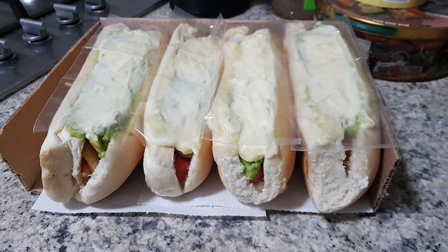 El Señor De Los Completos Phone number