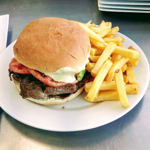 Casa Bistró. Restaurant y Cafetería